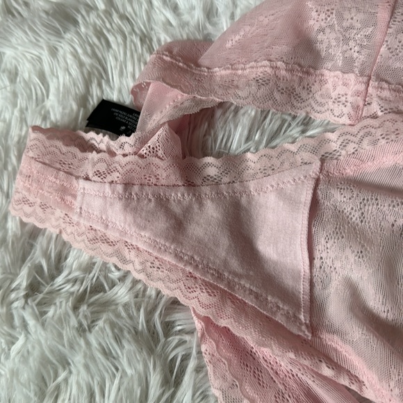 NATORI
ESCAPE THONG - Picture 6 of 7